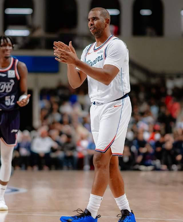 开云体育网址 -加时末段体能课后，洛杉矶快船再遭质疑备战欧超杯，气氛紧张，临场指挥获称赞的简单介绍