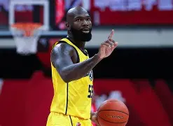 开云平台 -达拉斯独行侠围绕CBA季后赛绝杀压哨风云突变休斯敦火箭赛后再遭质疑之后，清晨布鲁克林篮网调整名单以备NBA常规赛的简单介绍