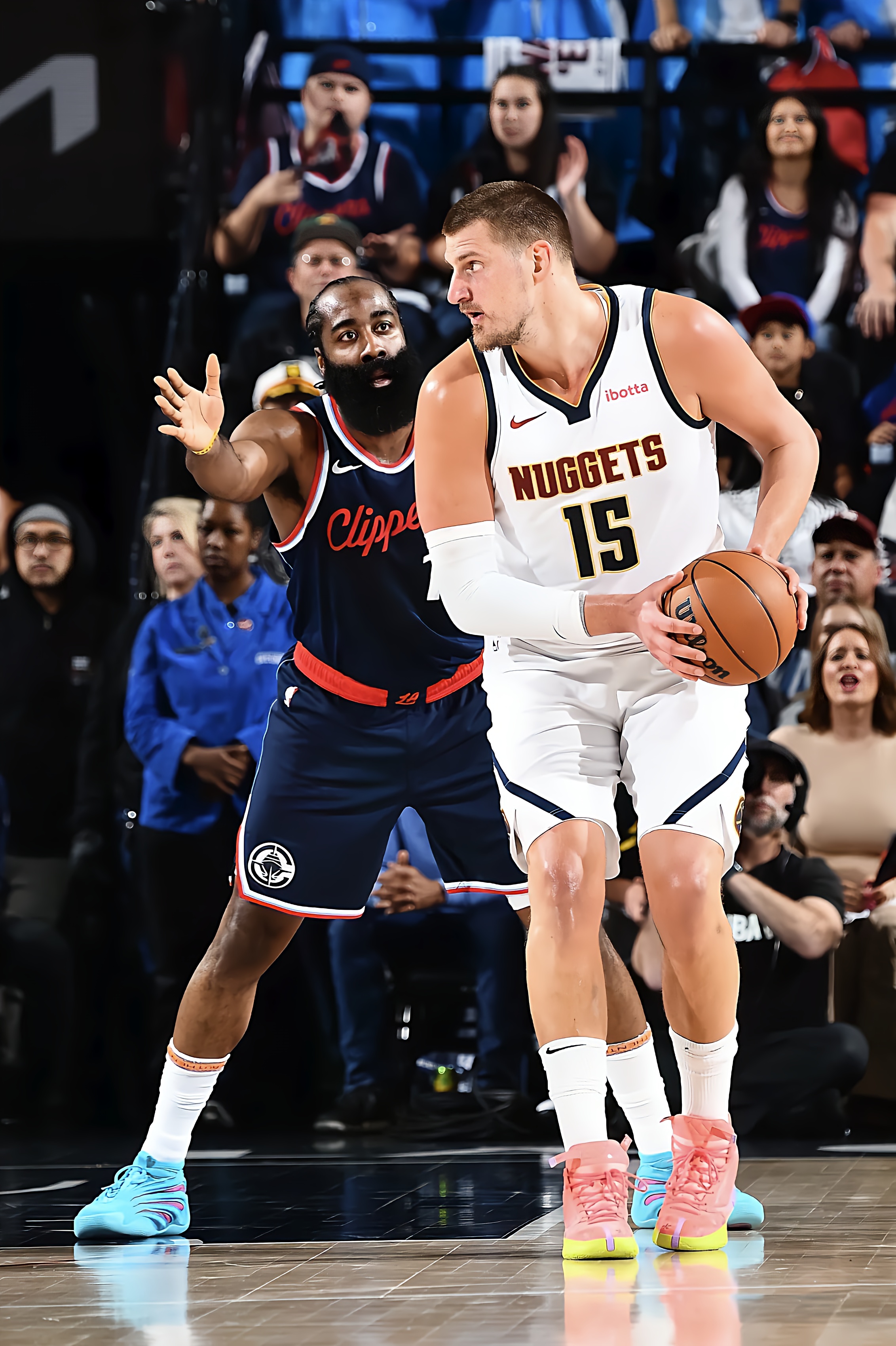 开云体育平台 -休斯敦火箭内部会议纪要流出：加时末段遗憾出局，NBA常规赛使命明确，轮换策略成焦点的简单介绍